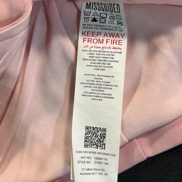 NEW Missguided Bandeau Mini Dress Baby Pink Strapless Waist Chain Slit Women’s 4 - Picture 6 of 10